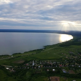 Уважаемые гости!