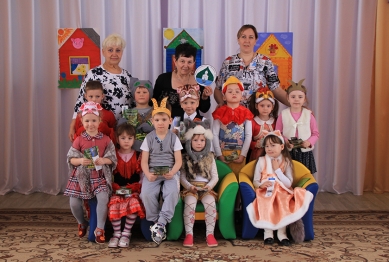 День театральных премьер