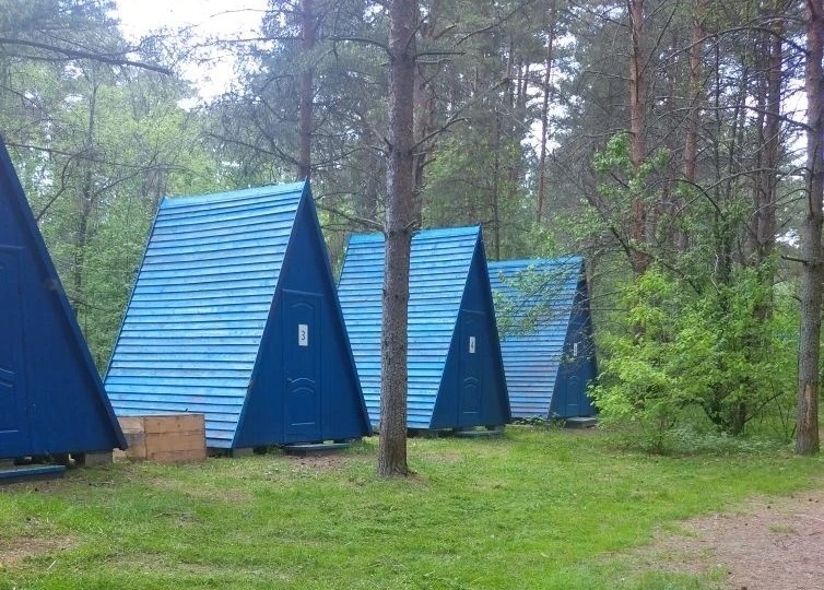 деревянные палатки.jpg