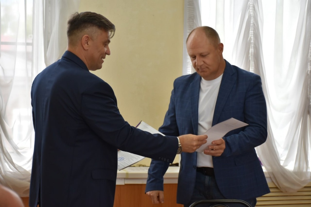 В Адм Бабакlh893OSe.jpg